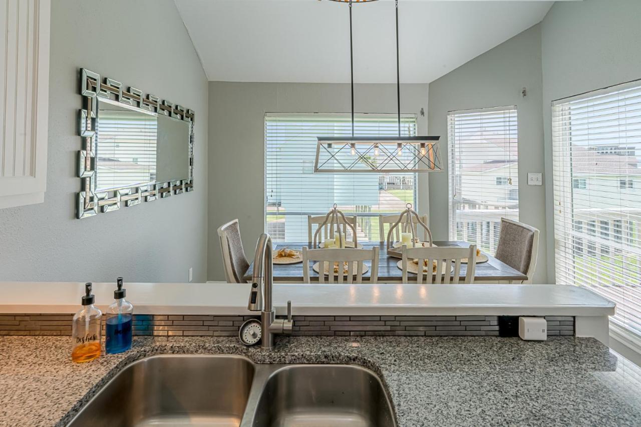 Hot Tub - Ocean Views - Steps To Private Beach - Quiet Location Galveston Exteriér fotografie